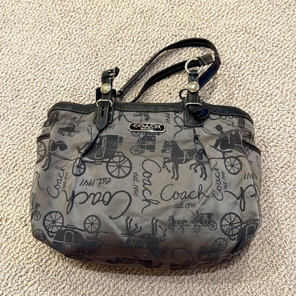 Coach black/Gray
